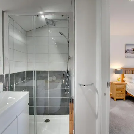 بيت للعطل 2 Bed In Oc-gl129